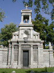 Notre-Dame-Des-Neiges Cemetery